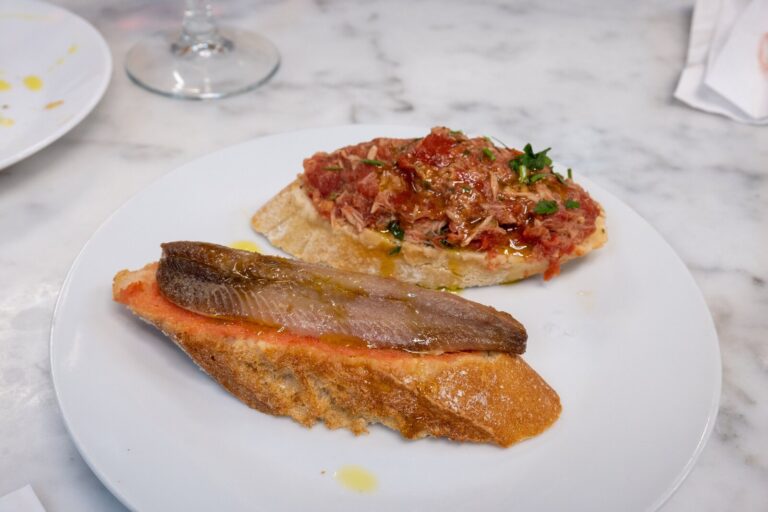 Tradiční španělské tapas na Mallorce